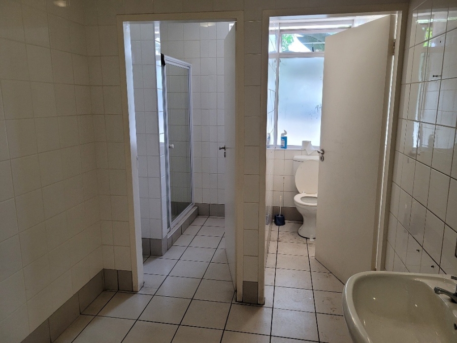 To Let Commercial Property for Rent in Airport Industria Western Cape